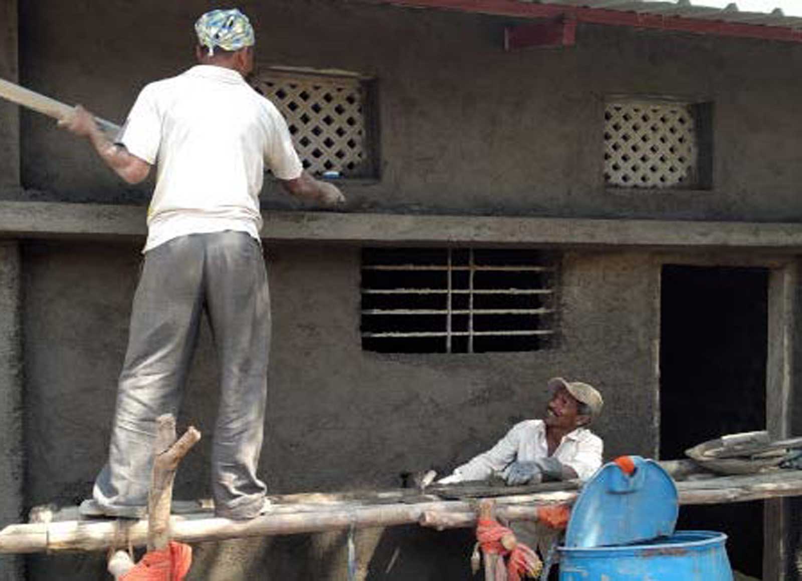 Help to construct or repair house